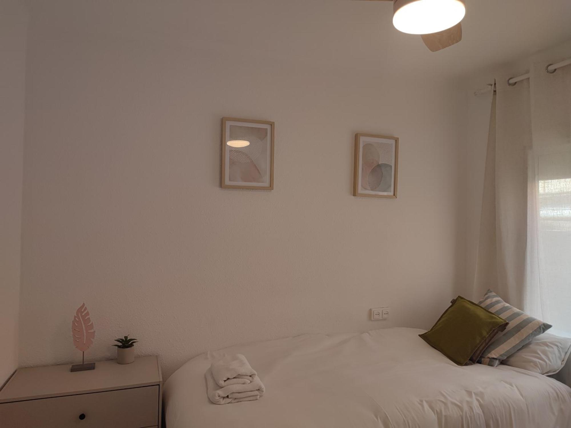 Apartament Feel Welcome Barcelona Cornellà de Llobregat Zewnętrze zdjęcie